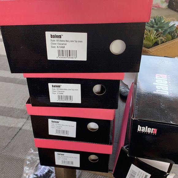 MARY JANE TAP SHOE - Picture 5 of 5